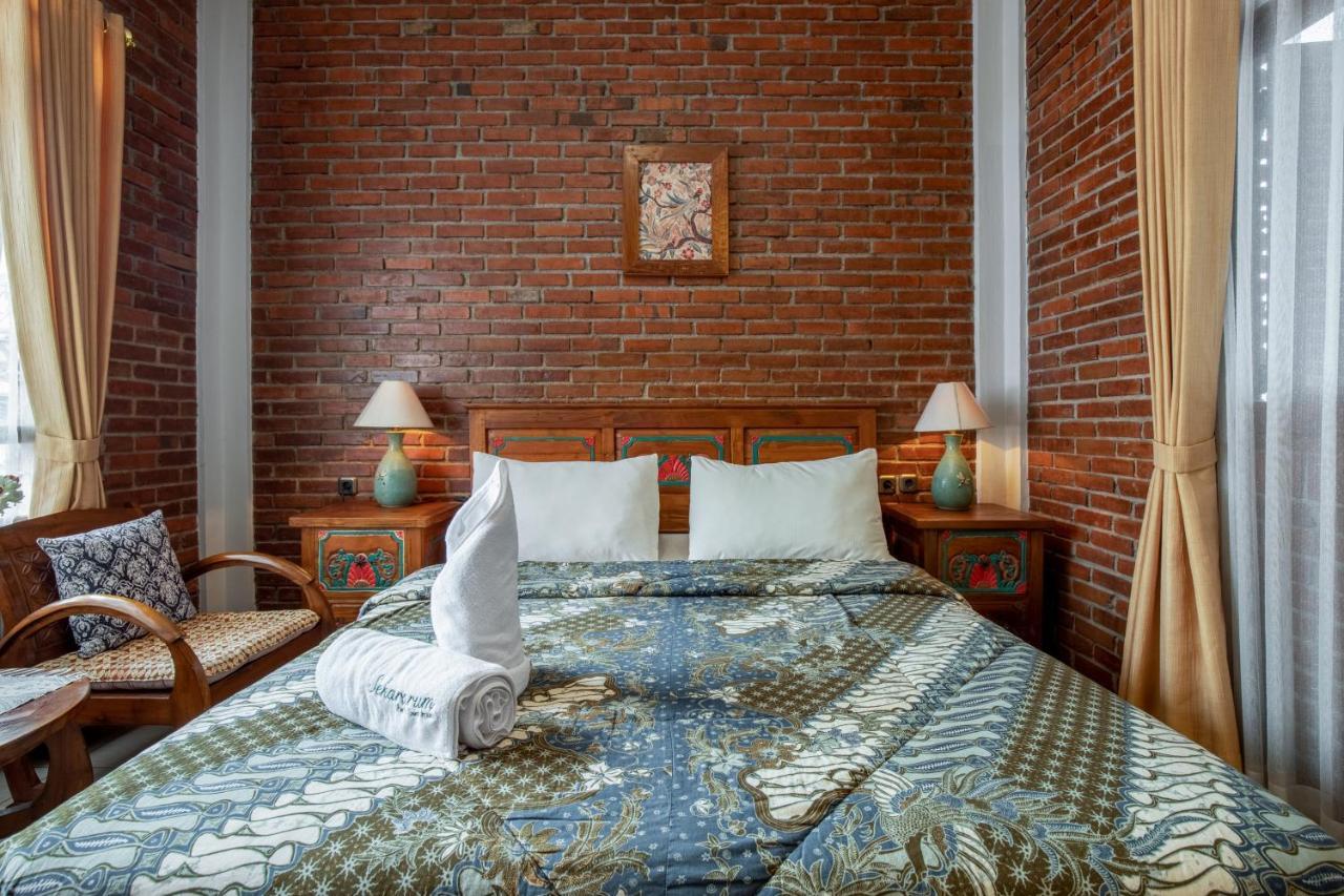 Sekararum Butik Syariah Guesthouse Bandung Ngoại thất bức ảnh