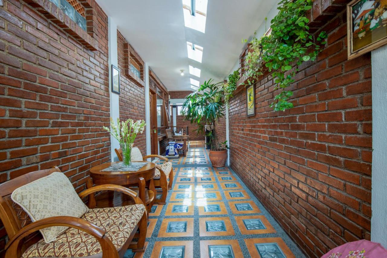 Sekararum Butik Syariah Guesthouse Bandung Ngoại thất bức ảnh