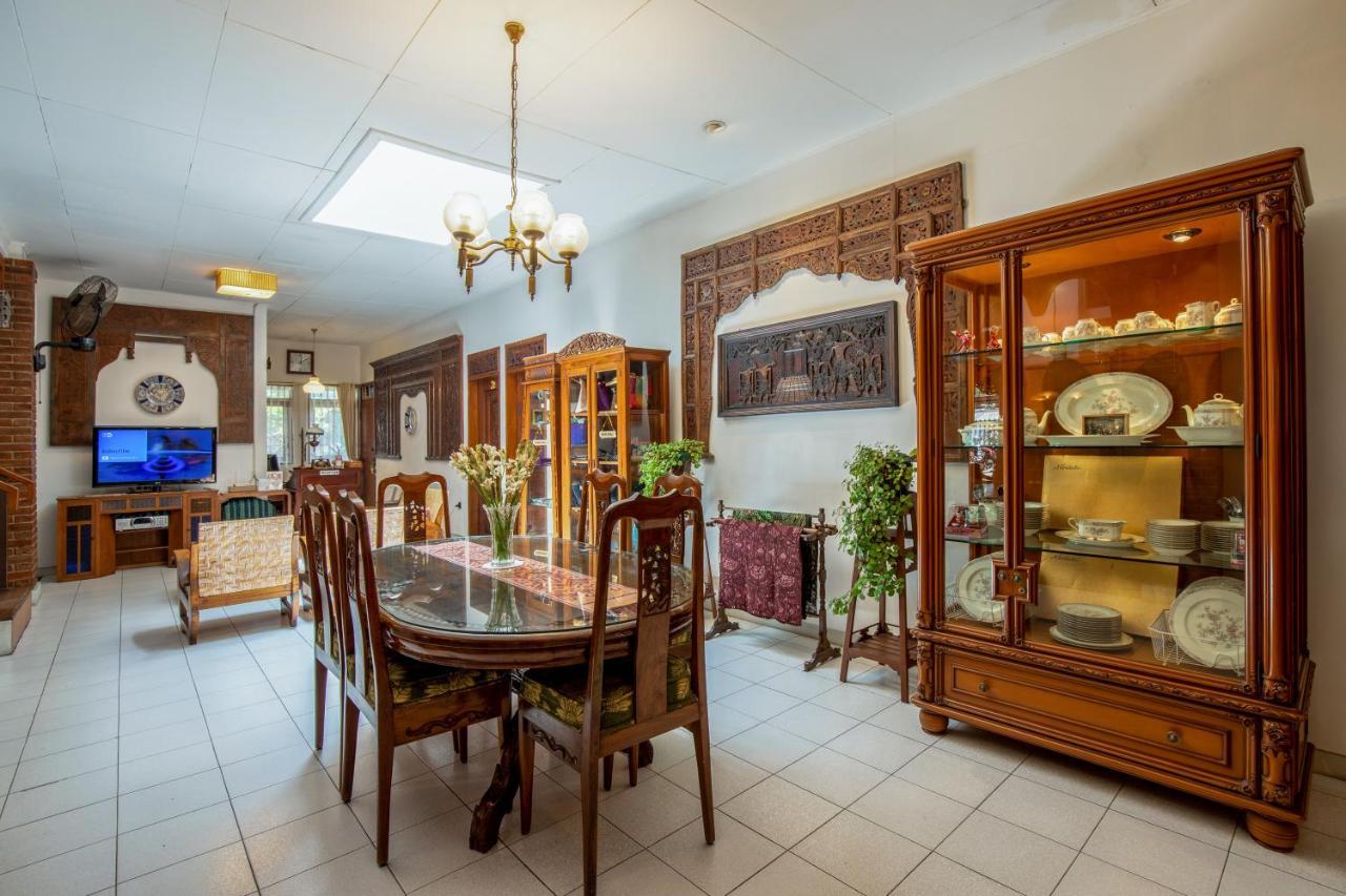 Sekararum Butik Syariah Guesthouse Bandung Ngoại thất bức ảnh