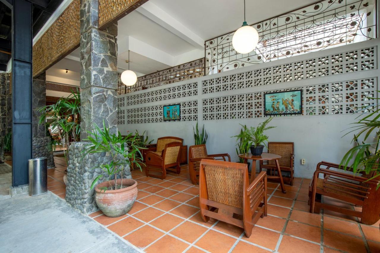Sekararum Butik Syariah Guesthouse Bandung Ngoại thất bức ảnh