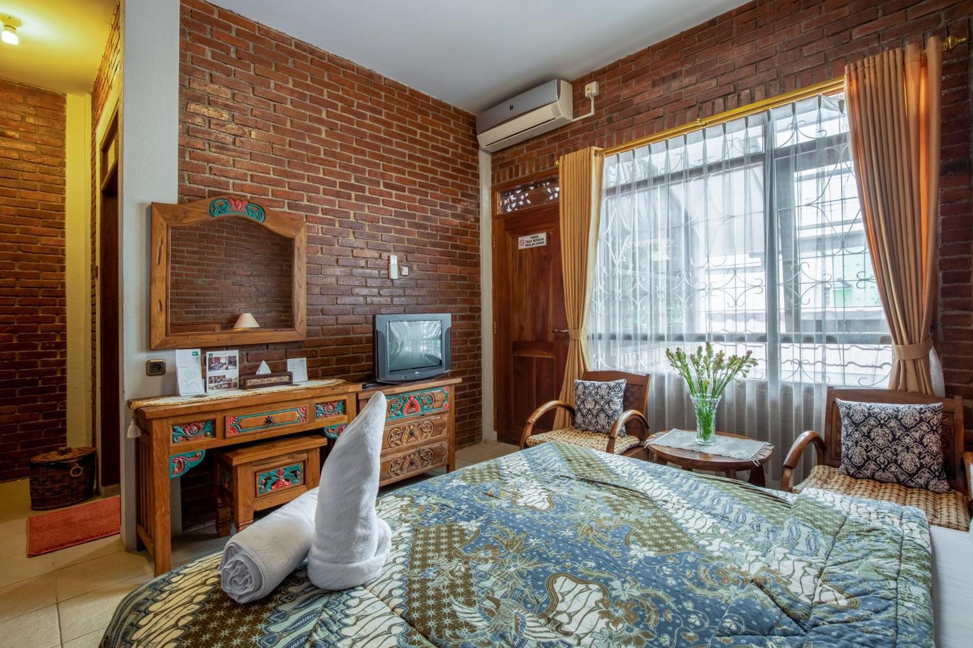 Sekararum Butik Syariah Guesthouse Bandung Ngoại thất bức ảnh